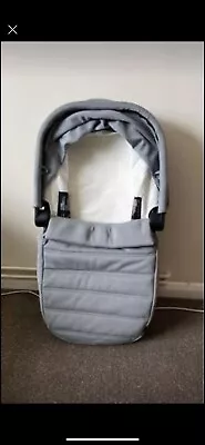 Baby Jogger Carrycot • £90