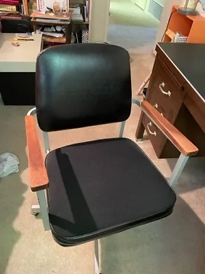 1960s United Chair Co. Vintage Mid Century Modern Swivel Desk Chair • $125