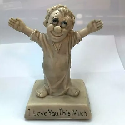  I Love You This Much   #756 Man Arms Out Figurine VTG R&W Berries Co 1970-1975  • $10.99