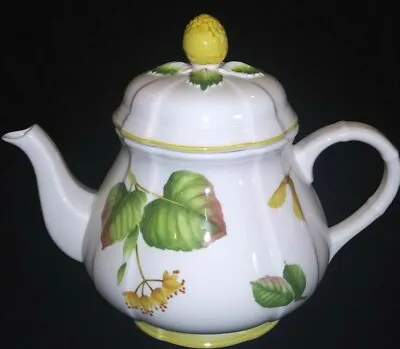 Villeroy Boch Parkland Lidded Tea Pot  • $129