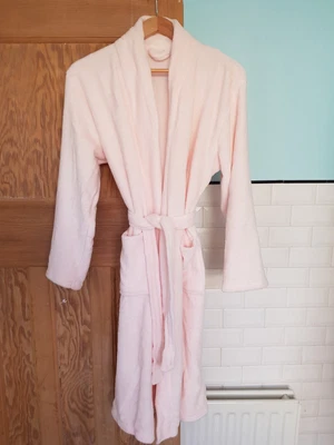 £7 • Buy Fab Pale Peach Super Soft Long Sleeved Size M/l Women's Dressing Gown From Very.