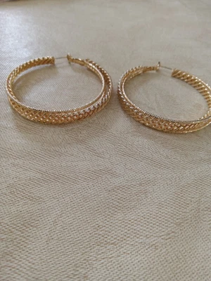 $4 • Buy Costume Jewelry Earrings (Buy One - Get One Free Piece Of Costume Jewelry)