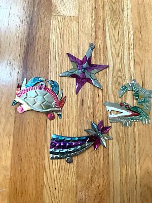 4 Mexican Hand Painted Tin Metal Ornaments Lot Crab Alligator Stars • $19.99