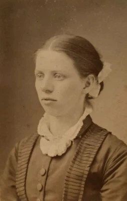 $9.95 • Buy CDV Photo Of Serious Young Woman In Dark Dress W/ Lace Collar, Wheeling W. VA