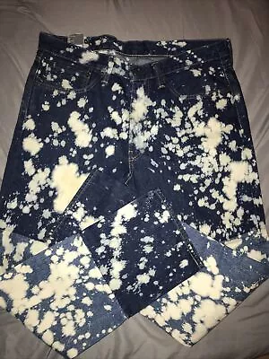 Levi’s 541 Bleach Splatter Jeans • $12.22