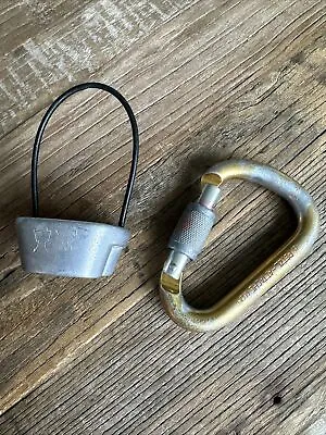 Petzl Attache Screw Gate Locking Climbing Carabiner. Vintage ATC Included • $24.99