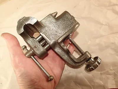 Vintage HEAVY DUTY Iron Portable Clamp-On Bench Vise ~ 4 Lbs !! • $24.95