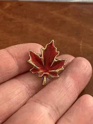 Maple Leaf  Red Enamel Gold Tone Brooch Pin Back Costume Jewelry-Excellent Cond! • $1.50