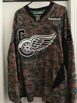 Zetterberg Signed Detroit Red Wings Camo Hockey Jersey Size XL!  Military Night  • $399