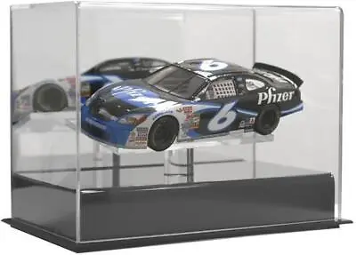 1:24 Die-Cast Display With Platform - Fanatics • $44.99