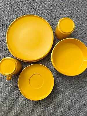 12 Pieces Of Vintage Gaydon Encore Yellow Melamine Plates Cups Saucers. Used • £12.50