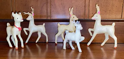 Small Vintage Plastic Reindeer (5) • $15