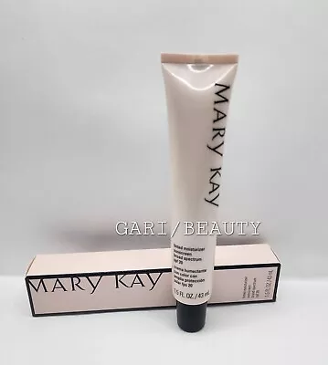 Mary Kay Tinted Moisturizer Sunscreen Broad Spectrum SPF 20 Ivory 1. New In Box. • $19.99