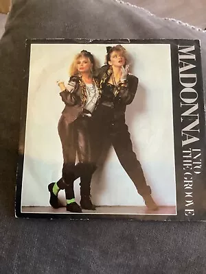 Madonna - Into The Groove     Used  7  Single Record • £3.25