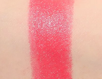 $14.99 • Buy Burberry Kisses Sheer Moisturising Shine Lip Color #269 Light Crimson