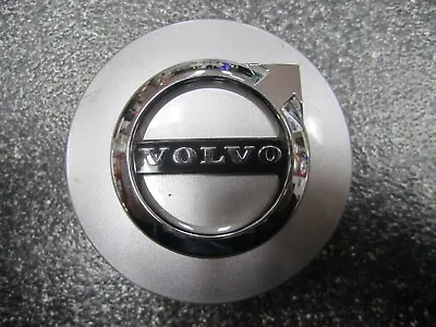 Volvo New Style Silver OEM Center Cap  2.50  64mm 31471435  31400897  One/1* • $15