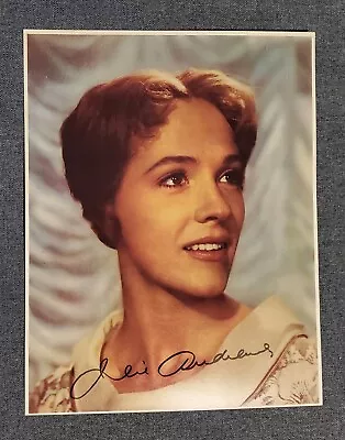 $400 • Buy Julie Andrews Vintage Rare Autographed Signed 14x11 Photograph Great Conditions.