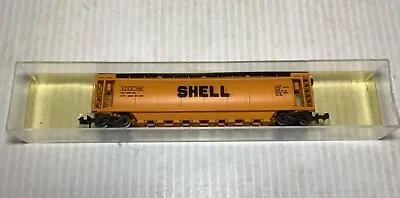 Vintage N Scale- TRIX -Shell OIL #1245 8 BAY CYLINDRICAL COVER HOPPER  Rare • $12