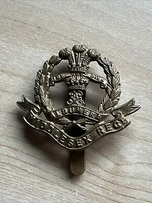 Tb362- Original Middlesex Regiment Brass Slider Cap Badge • £5.99