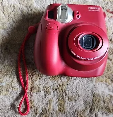 Fujifilm Instax Mini 7s Instant Film Camera-Raspberry Red In Great Working Cond. • $19.99