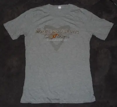 NEW Never Worn THE MORTAL INSTRUMENTS Movie CITY OF BONES Large Gray T-SHIRT • $12.95