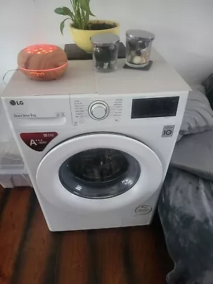 Lg Direct Drive 9kg Washing Machine • £200