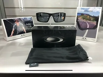 Oakley Sunglasses Fuel Cell Matte Black Grey Polarized 9096-05 • $105