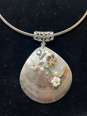 Sea Shell Freshwater Pearl Crystal Necklace Abalone • $15