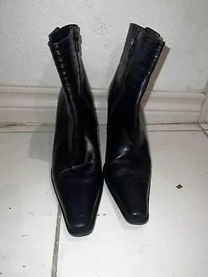 Via Spiga Italy Womens Sz 8n Shoes Black Leather Ankle Boots • $24.99