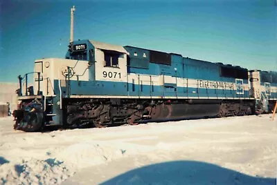 Train Photo - Electromotive In Winter Snow Vintage 4x6 #7001 • $11.02