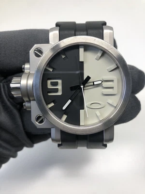 $876.81 • Buy 🇨🇦 OFFERS? Oakley Gearbox 10-063 Men's Watch