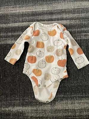Newborn (up To 1 Month) Pumpkin Long Sleeve Vest Bodysuit Tu • £2