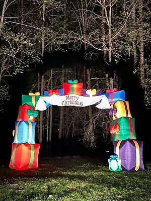 2014 Gemmy Airblown Inflatable 16ft Christmas Colossal Present Archway • $249.95