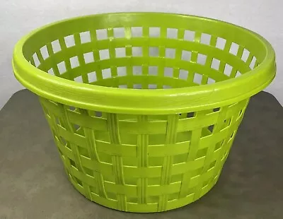 Vintage Rubbermaid 2966 Round RoughNeck Weave Heavy Duty Laundry Basket Green • $32.95