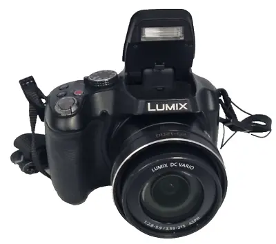 Panasonic Lumix DMC-FZ72 16.1MP Digital Bridge Camera - Black (i 18) • £99.99