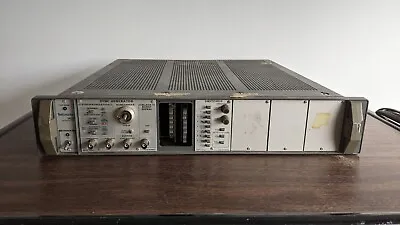 Tektronix 1410 NTSC Generator W/ SPG2 TSG7 TSP1 • $125