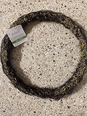 Ashland Wreath Form With Moss • $9.99