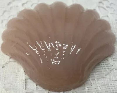 Pink Milk Crown Tuscan Glass Clam Ocean Sea Shell Animal Paperweight Salt Cellar • $0.98