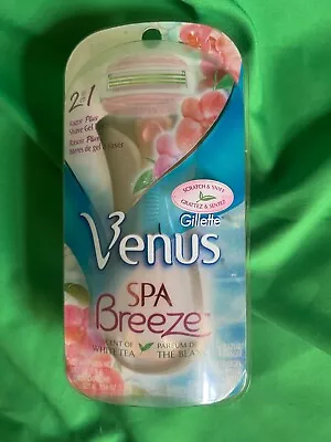 Gillette Venus Breeze 2 In 1 Razor Handle With 2 Cartridges • $13