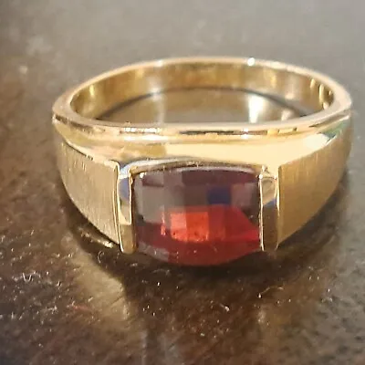 Exquisite 14k Yellow Gold Garnet Mens Dress  Ring Sz 12.5 • $775