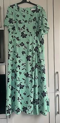 Wallis Floral Print Fit And Flare Split Front Dress  Size 14 • £2.99