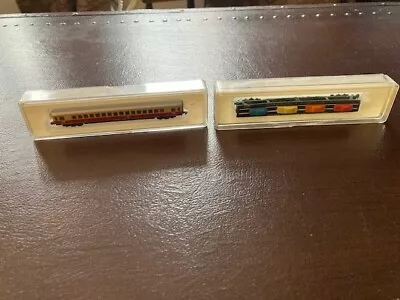 Marklin Mini Club  Lot Of 2 Z Scale Trains: Passenger 8725 And Car Carrier 8714 • $16.99