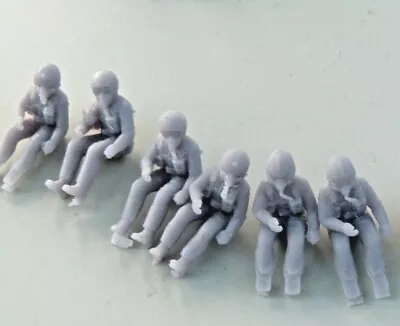 £7.95 • Buy 6 X Model Resin 1/72 Scale Jet Pilot Figures. High Res Grey... Made In The UK