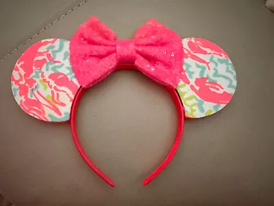 Lilly Pulitzer Disney Mickey & Minnie Mouse Ears Bright Popup Lobster Roll • $25