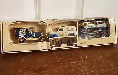 Lledo Days Gone Gift Set Dairy Farm Set Of 3 Vehicles Inc 2 Vans And 1 Bus • £4.25