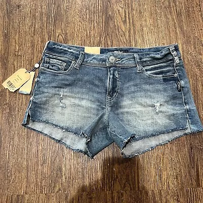 Silver Womens W31 L4 Low Rise Berkley Short NWT • $35