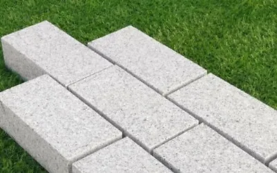 Silver Grey Granite Paving Patio Sawn Cobble Setts Natural 100mmx200mmx40mm • £255