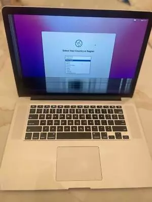 Apple Macbook Pro 15.4  Mid 2015 Cracked Screen - 2.2GHz I7 16GB 256 • $150