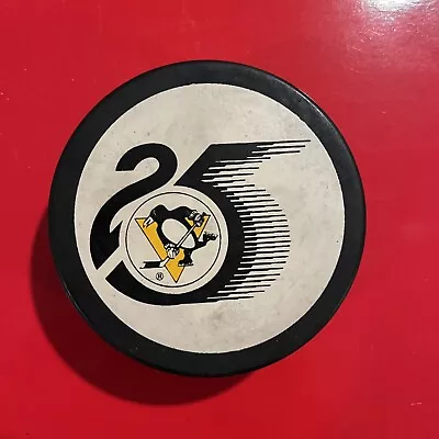 Vintage-Pittsburgh Penguins 25th Anniversary Hockey Puck • $20