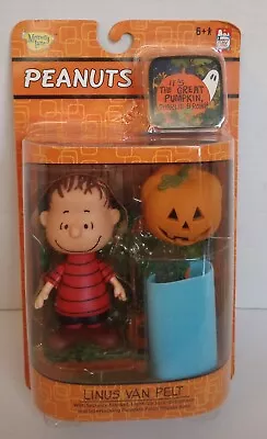 Linus Van Pelt Peanuts Memory Lane  It's The Great Pumpkin Charlie Brown  Figure • $10